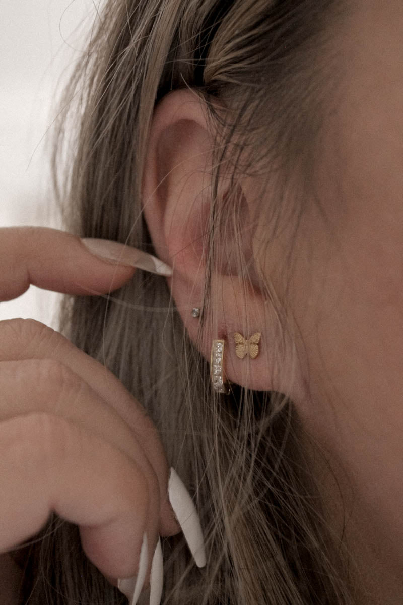 Minimalist Gold Earring Stack