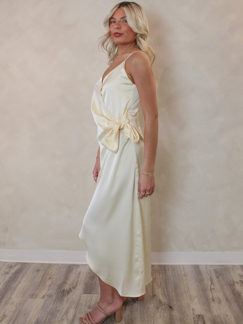 PALE YELLOW WRAP MIDI DRESS WITH SIDE TIE DETAIL