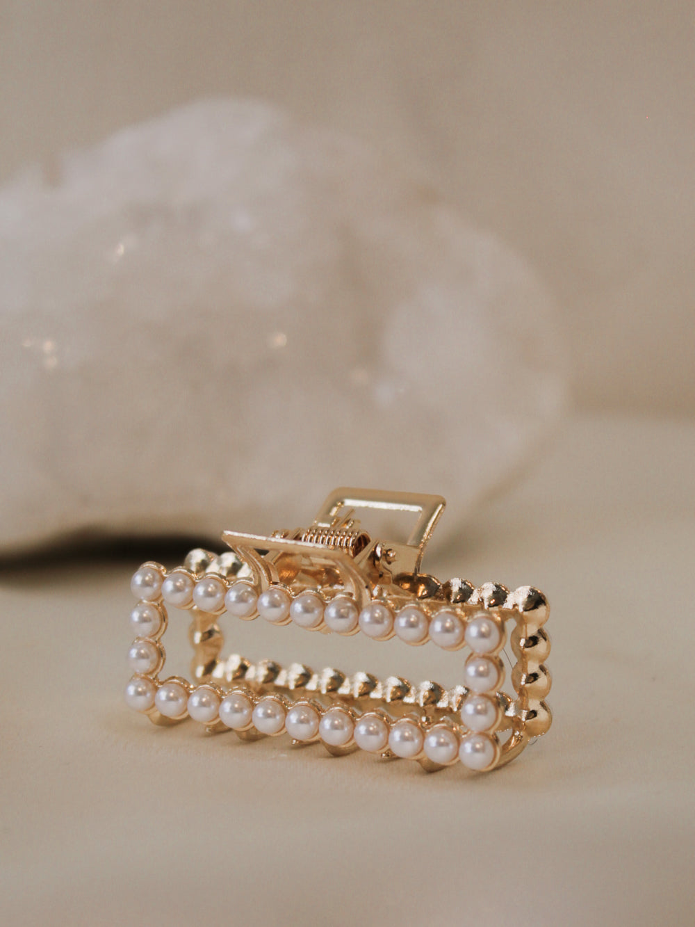 mini gold pearl hair clip