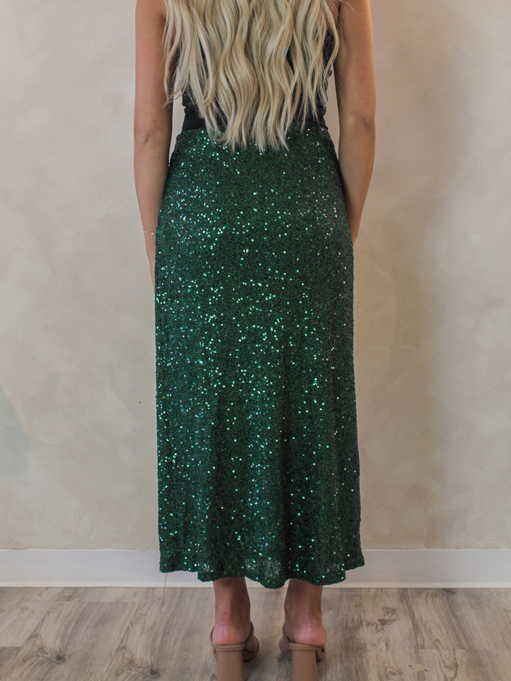 Womans emerald green midi skirt