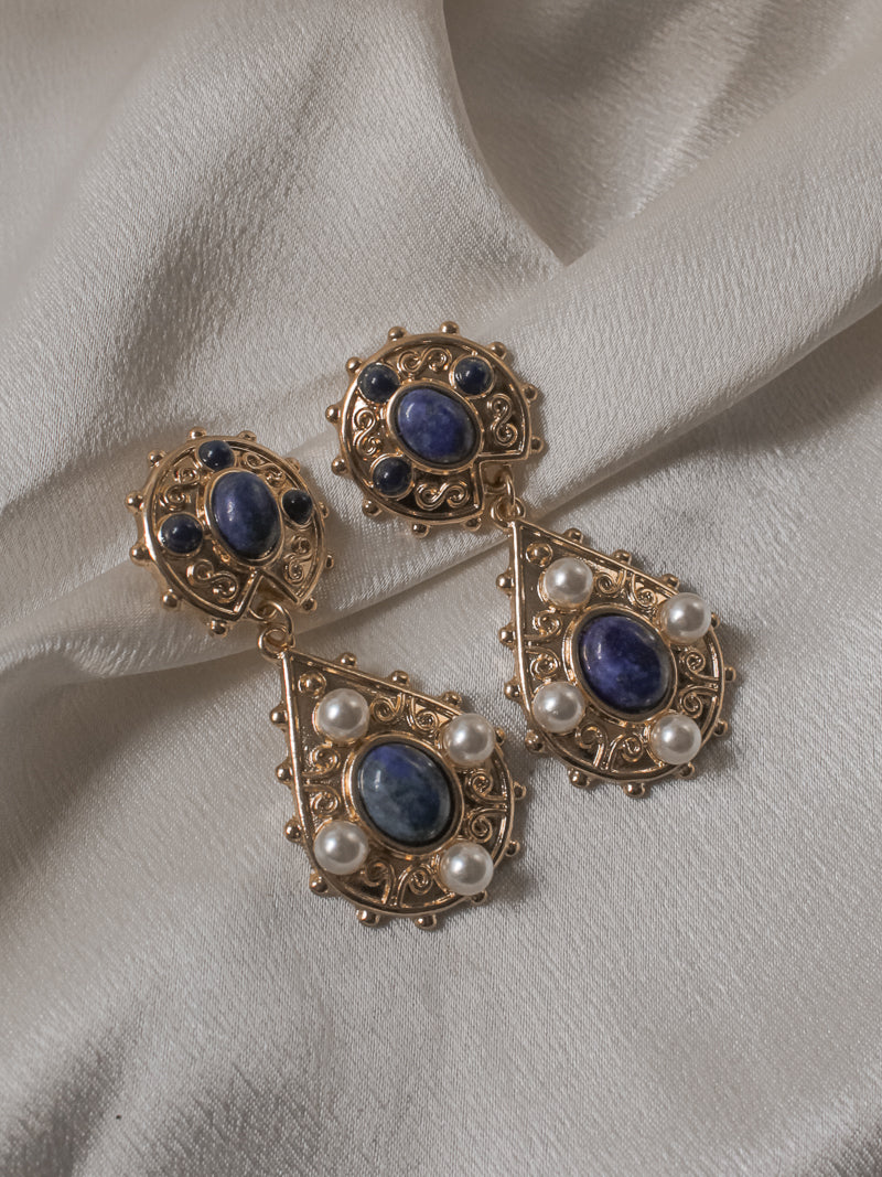 Gold Pearl Earrings / Petite Moments