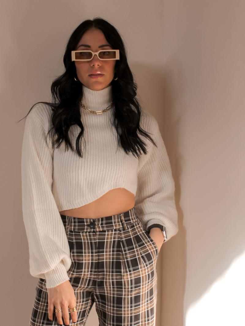Off White Cozy Knit Cropped Sweater