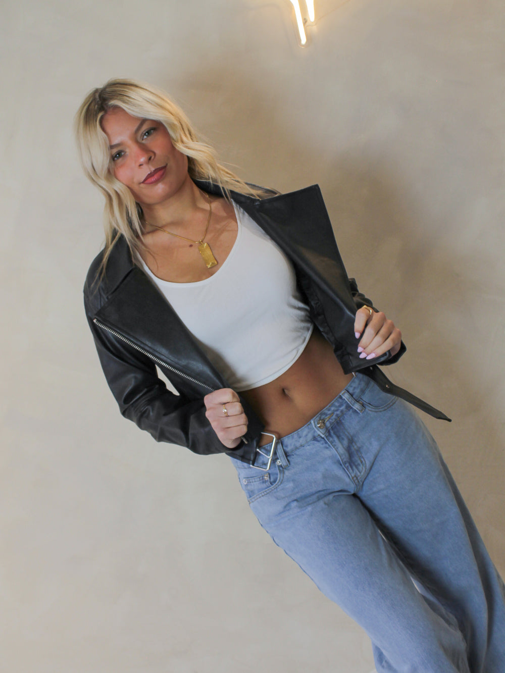 Classic Black Leather Jacket Outfit 