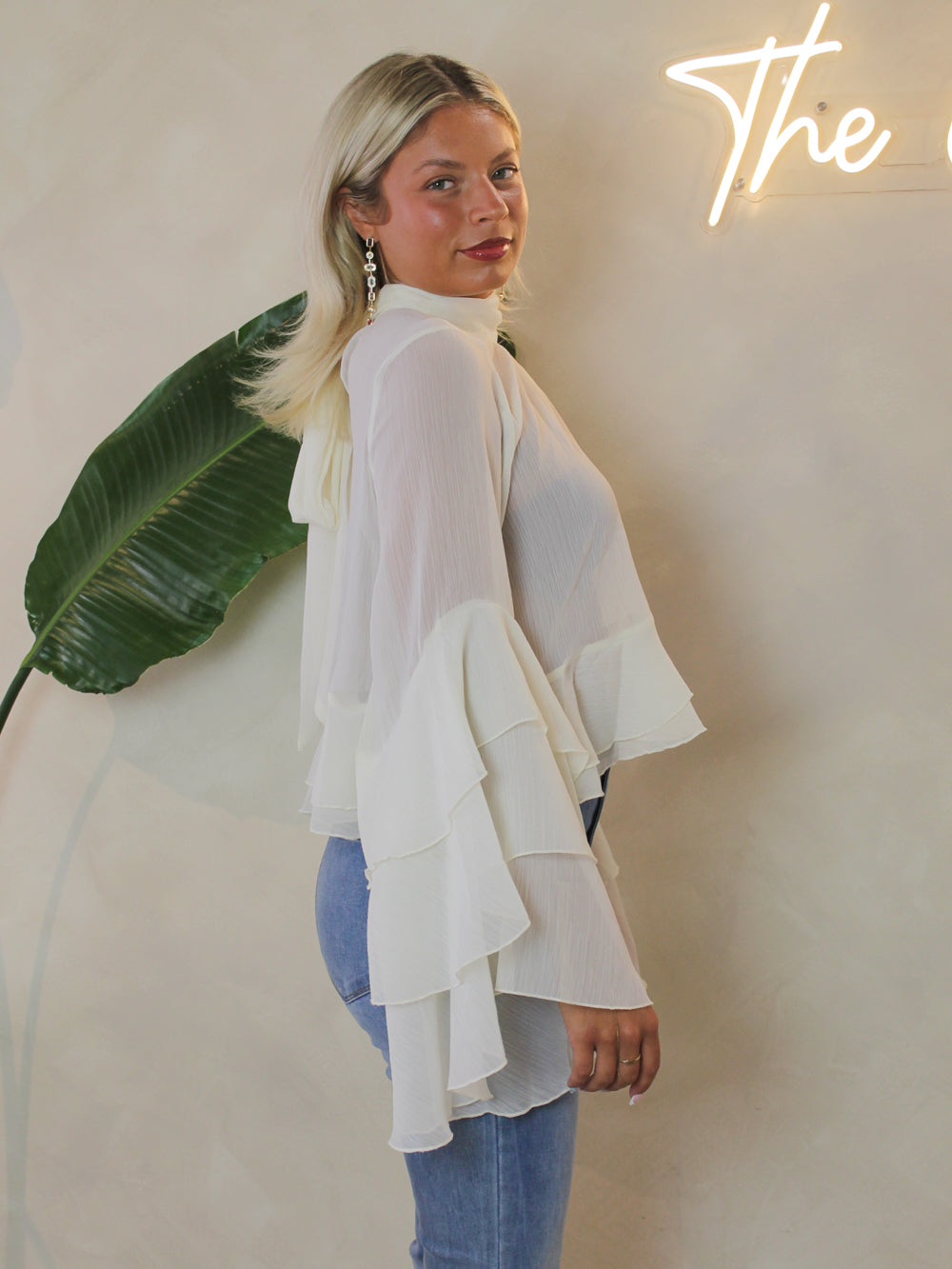 DREAM ON SHEER RUFFLE TOP