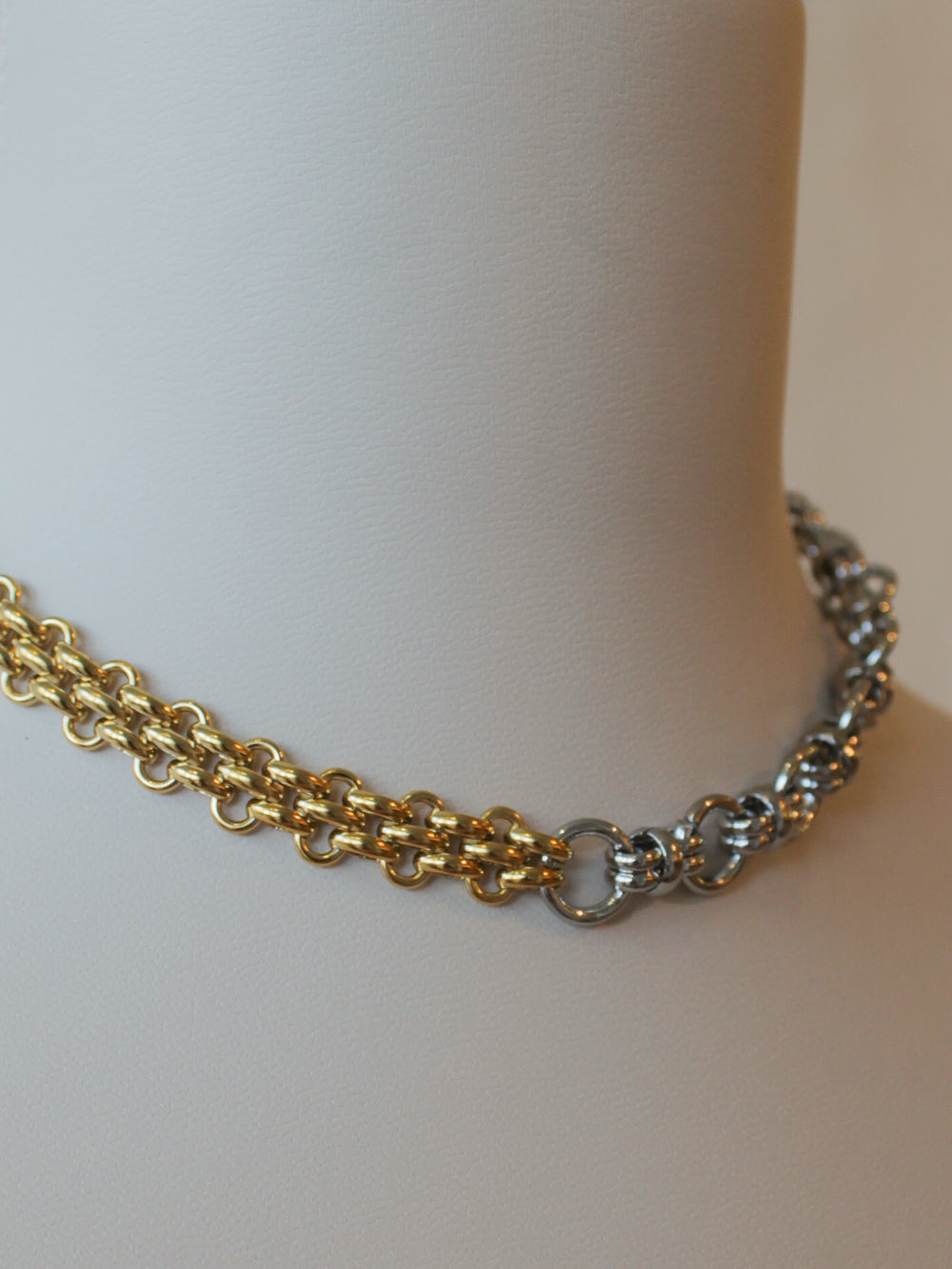 Gold and silver mixed metal chunky chain 
