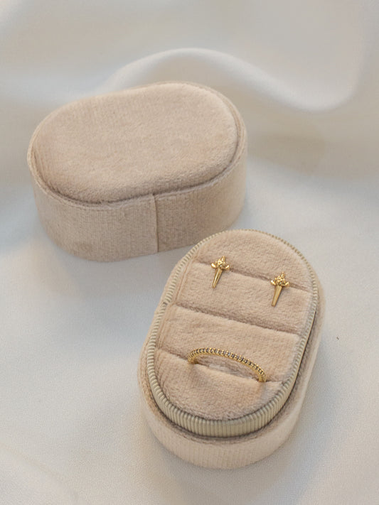 Small Velvet Jewelry Box 