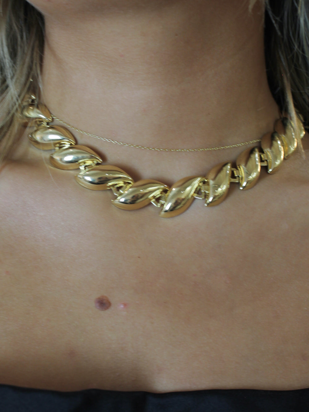 Chunky twisted gold necklace 