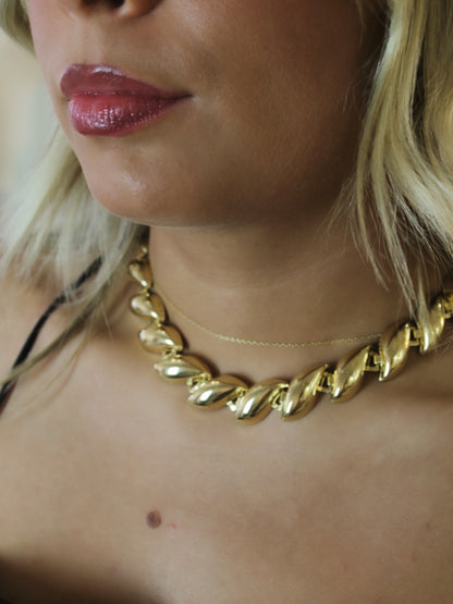 Chunky gold chain 