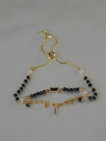 Gold and black beaded bracelet 