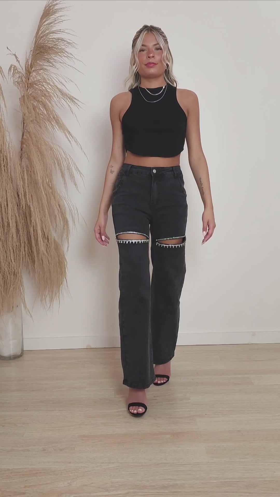 Taylor Swift Super Bowl Inspired Jeans | The Obcessory