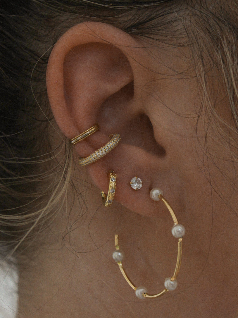 Pearl and Gold Hoop Earring 