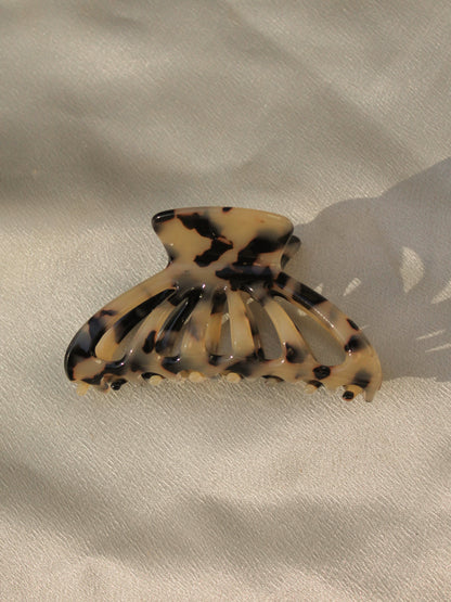 Tortoiseshell patterned hair clip