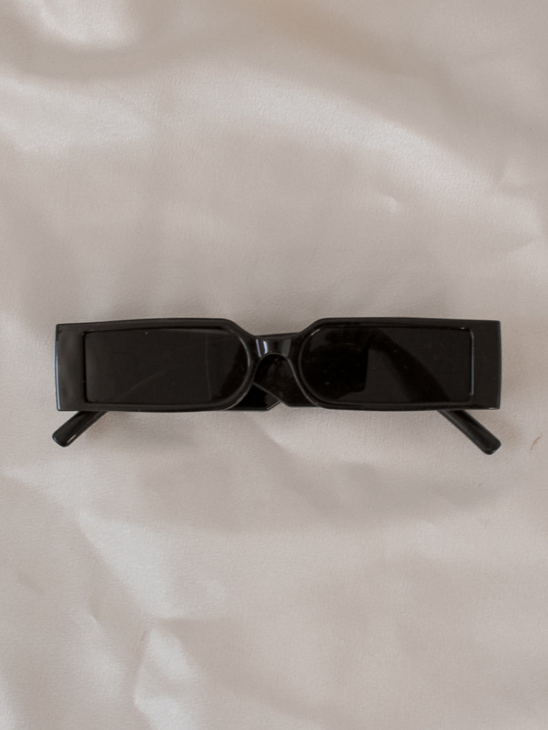 ARSN All Eyes On My Sunglasses Black