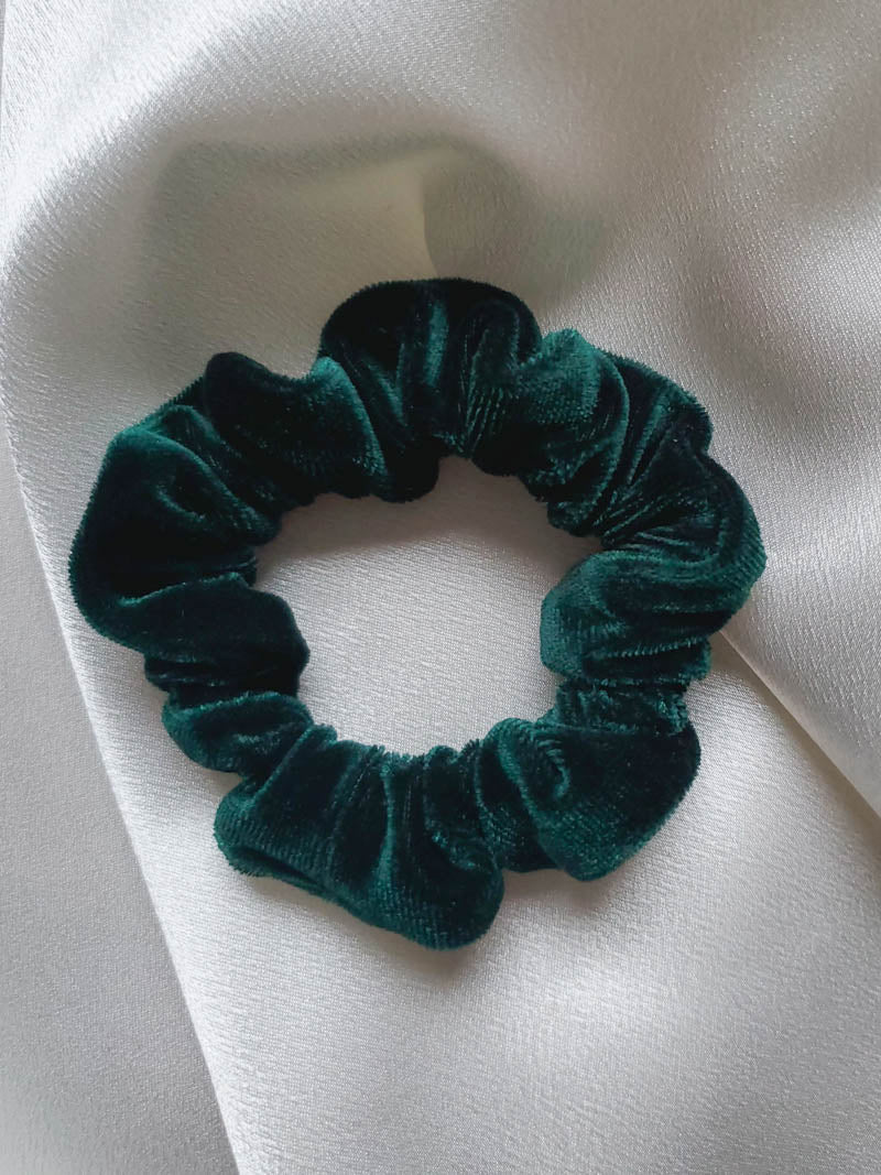 Emerald Duchess Mini Velvet Scrunchie | I'm With The Band