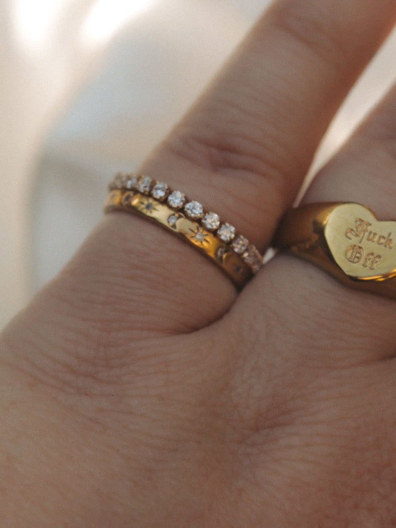 Tennis Chain Ring by Jurate