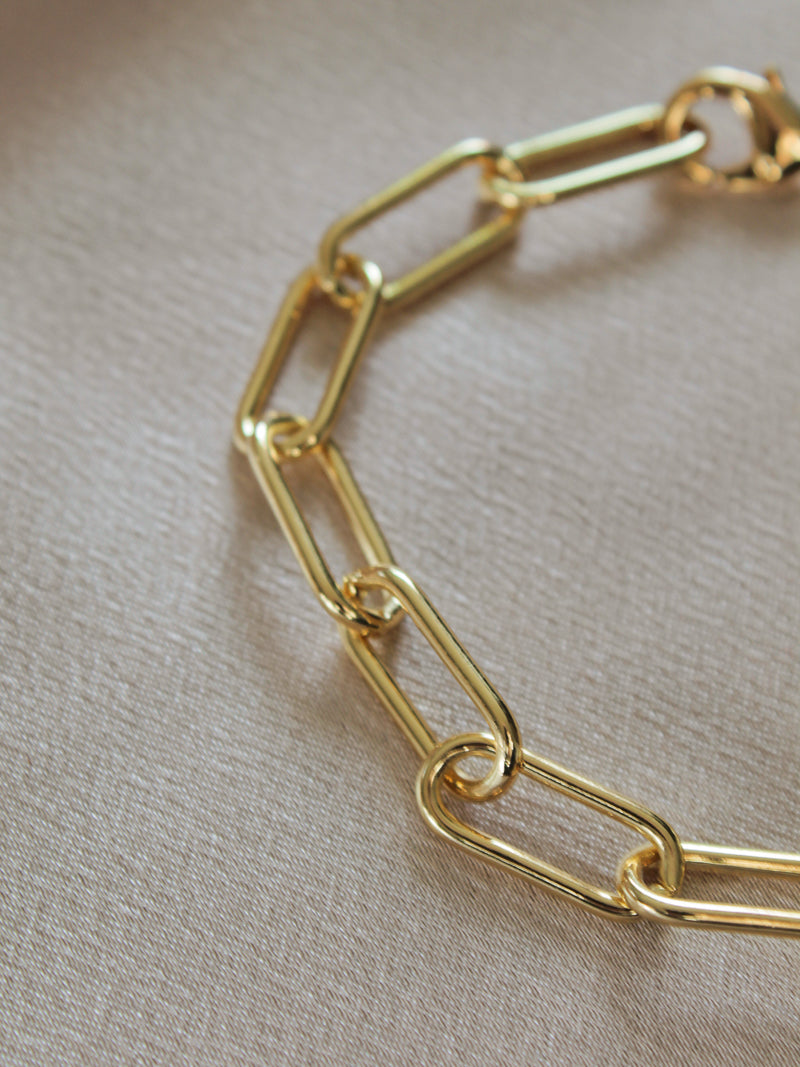 Gold Paperclip Chain Bracelet 