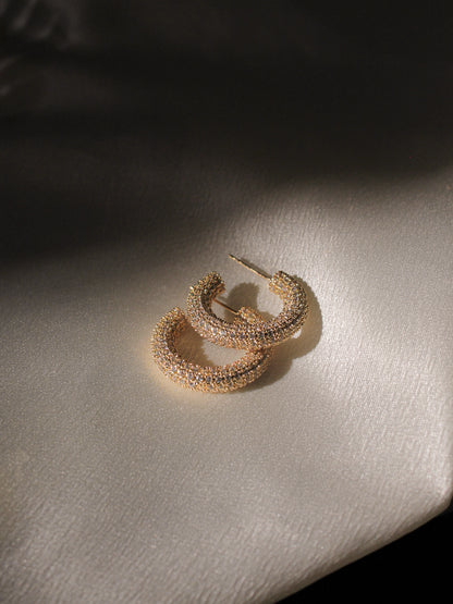 Jurate Pave Mia Hoop